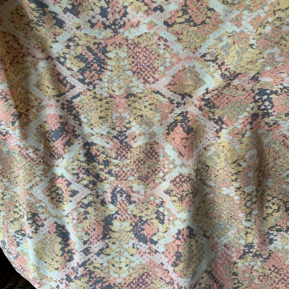 Anthropologie silk tank top - Picture 4 of 4